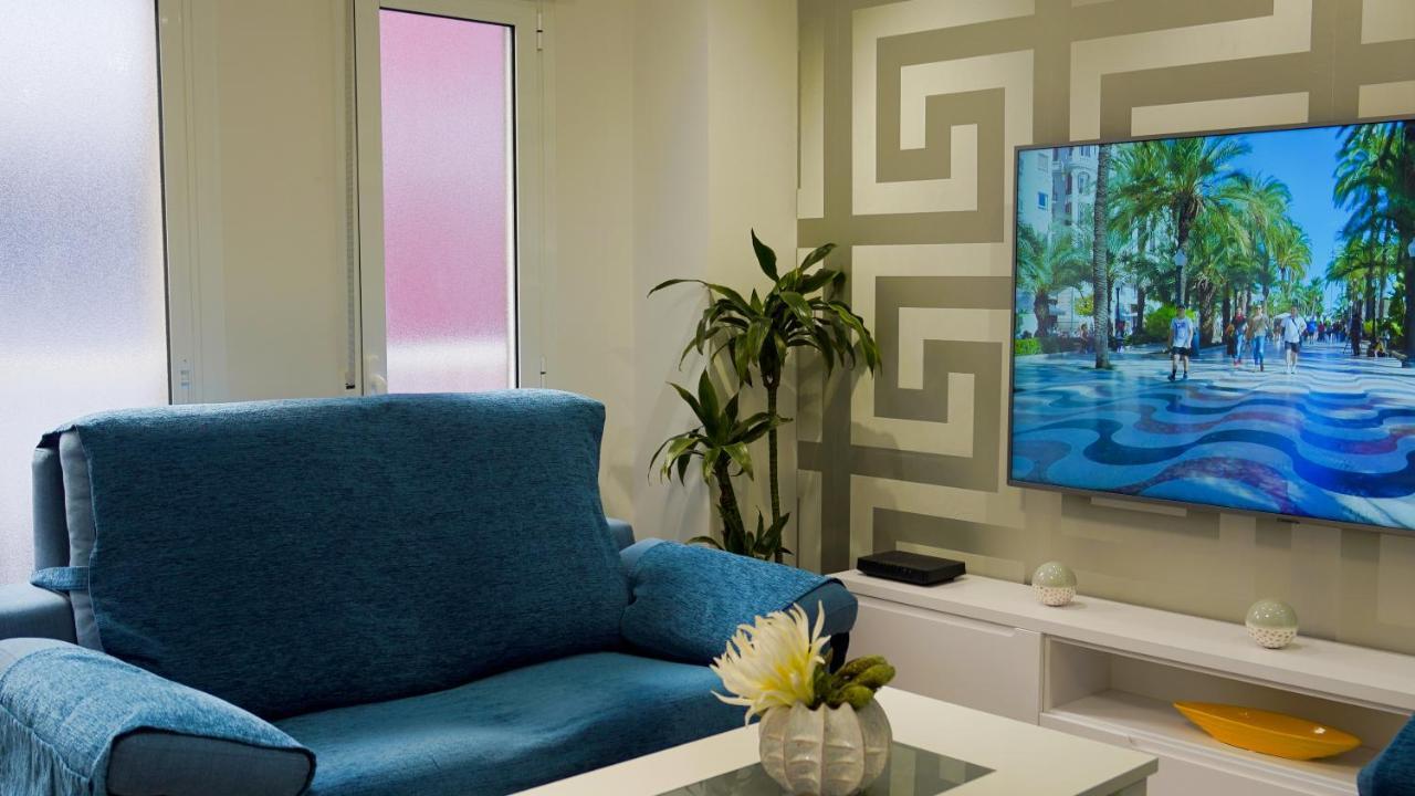 Stylish & Spacious Family Apartment Near Beach & Vibrant Historic Market Аликанте Екстериор снимка