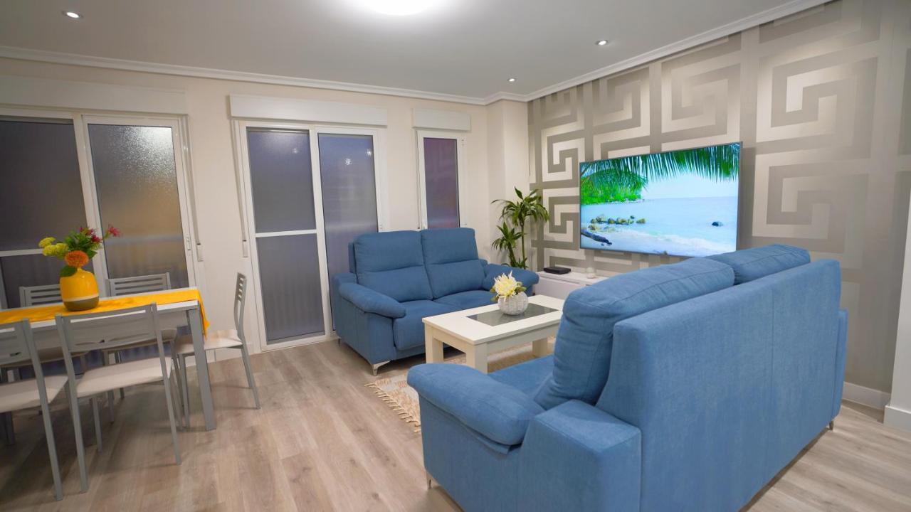 Stylish & Spacious Family Apartment Near Beach & Vibrant Historic Market Аликанте Екстериор снимка