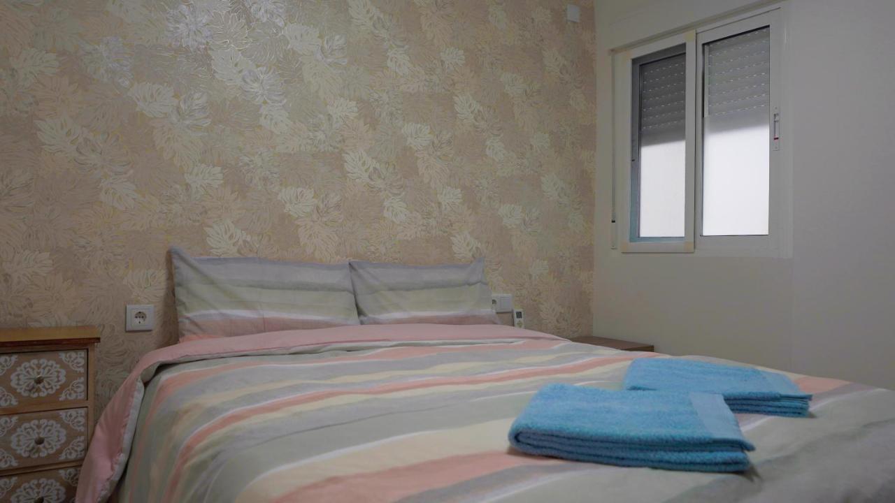 Stylish & Spacious Family Apartment Near Beach & Vibrant Historic Market Аликанте Екстериор снимка