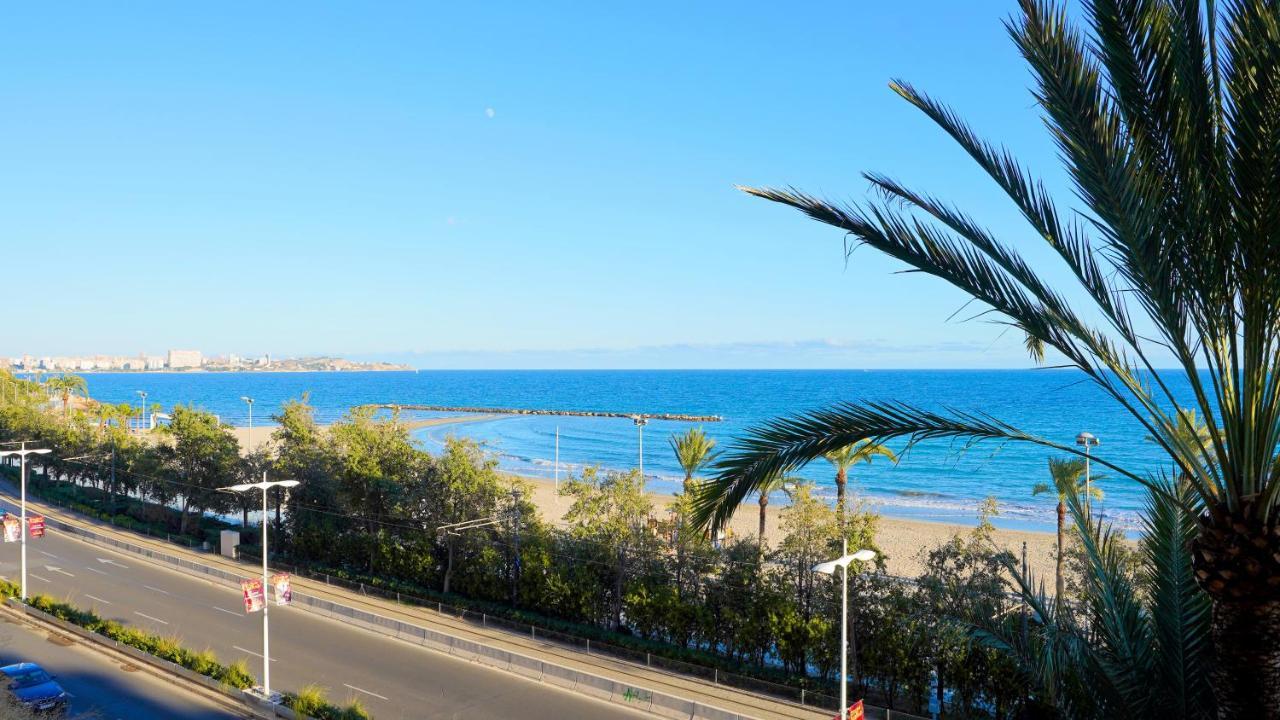 Stylish & Spacious Family Apartment Near Beach & Vibrant Historic Market Аликанте Екстериор снимка