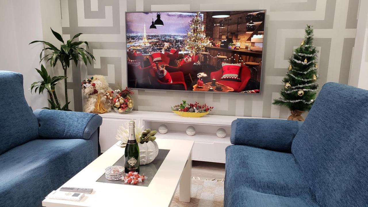 Stylish & Spacious Family Apartment Near Beach & Vibrant Historic Market Аликанте Екстериор снимка