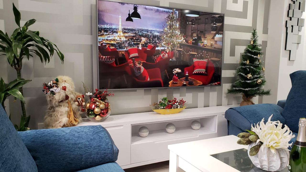Stylish & Spacious Family Apartment Near Beach & Vibrant Historic Market Аликанте Екстериор снимка